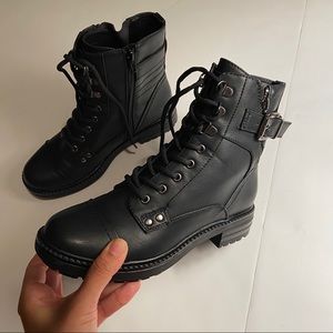 Black LL Combat boots by GUESS